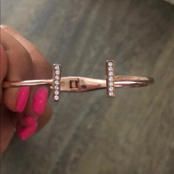 kate spade Jewelry - 💗KATE SPADE RHINESTONE ROSE GOLD CUFF